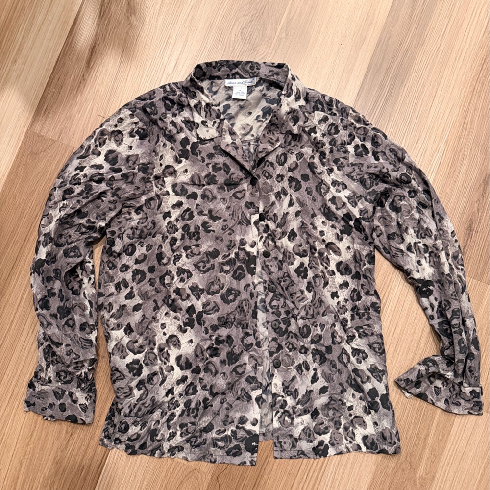 100% silk Anna and Frank Taupe & Black Leopard Silk Blouse
